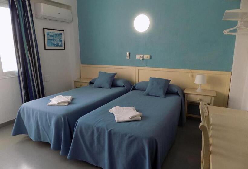 스탠다드 발코니 룸, Hostal Villa Maruja
