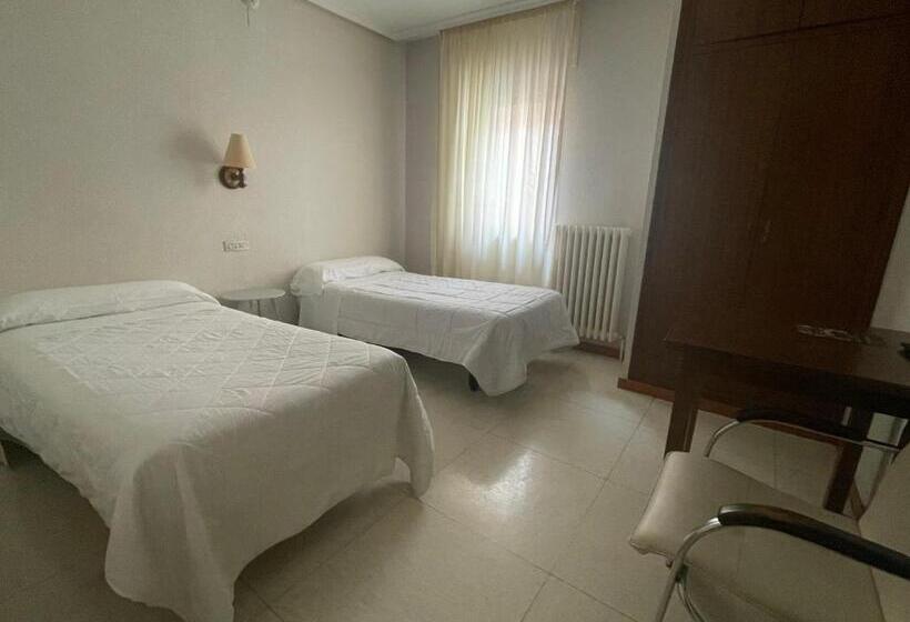 스탠다드 룸, Hostal Ochoa