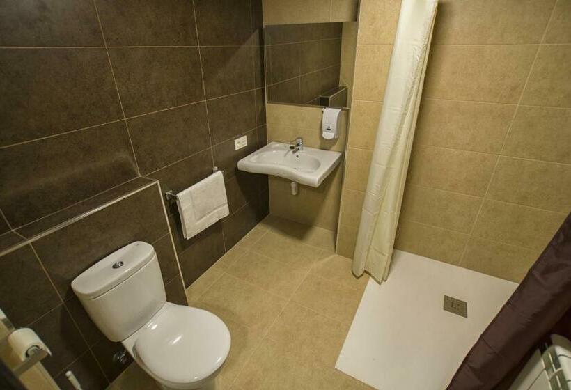 اتاق استاندارد, Hostal Elvira