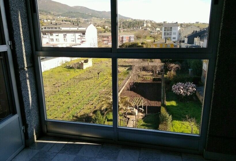 스탠다드 룸, Hostal Mayo