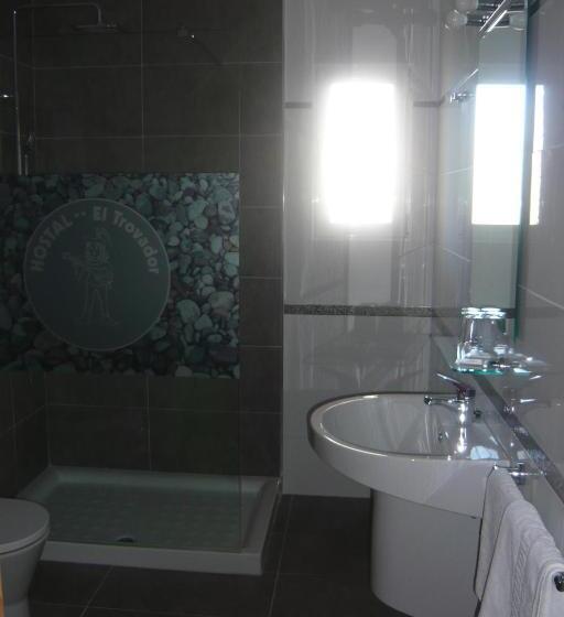 Номер Стандарт Трехместный, Hostal El Trovador