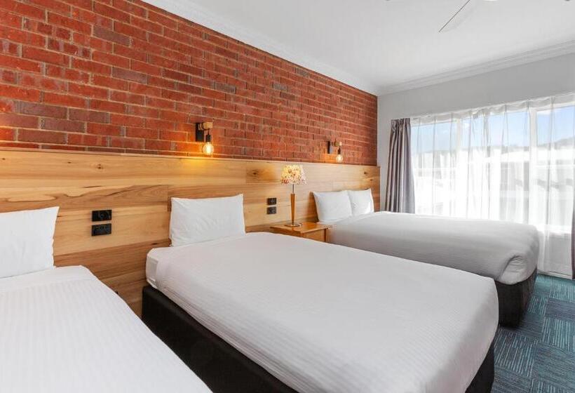 Family Suite, The International Motel Apollo Bay