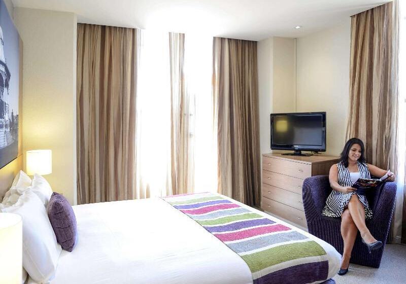سوئیت با تخت بزرگ, Grosvenor Hotel Adelaide