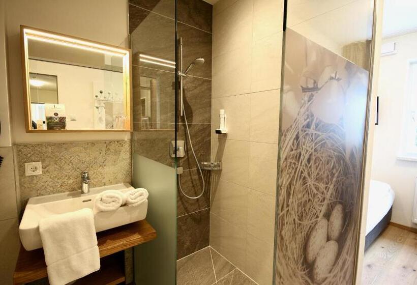 اتاق استاندارد یک نفره, Landhotel Laudersbach