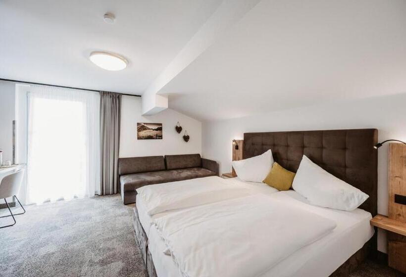Семейный Номер Вид на Горы, Landhotel Laudersbach