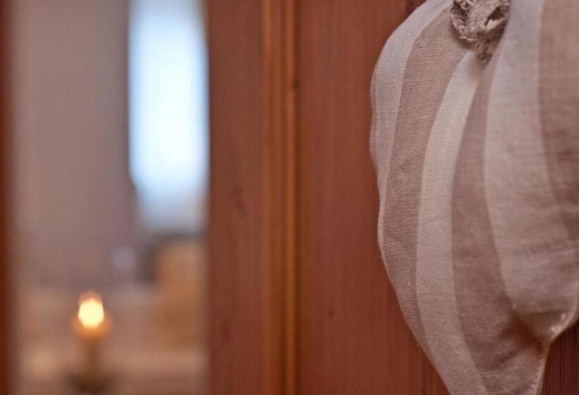 コンフォートルーム, Romantik Hotel Alpenblick Ferienschlössl