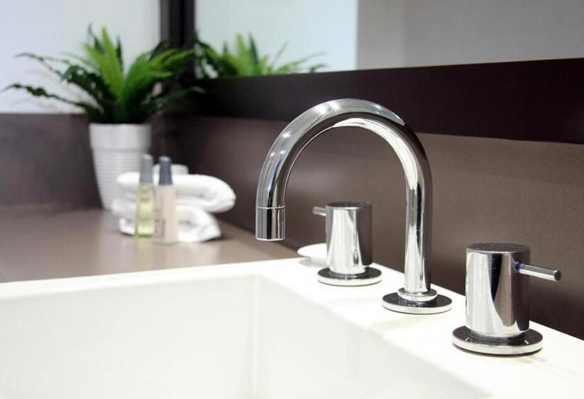 Полулюкс, Mercure Sydney Parramatta