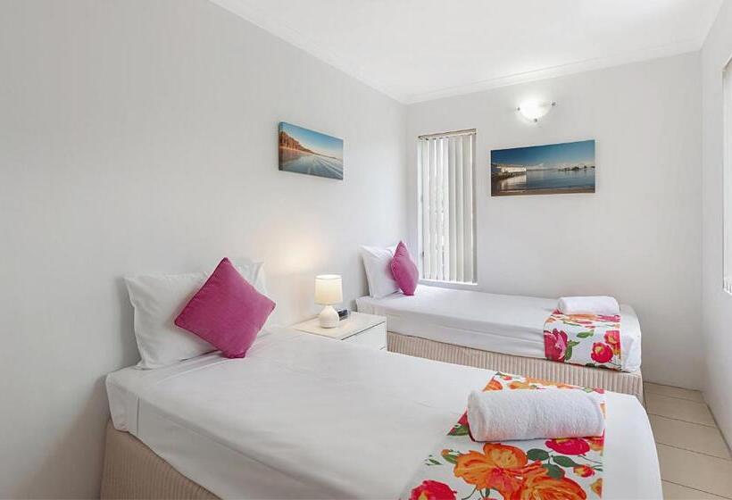 Апартаменты 2 Спальни, Outrigger Apartments Port Douglas