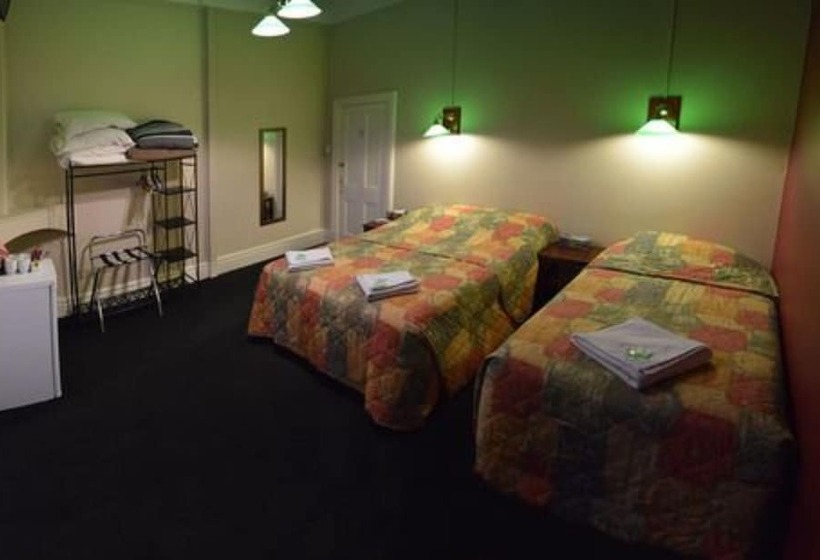 패밀리 룸, The Palace Hotel Kalgoorlie