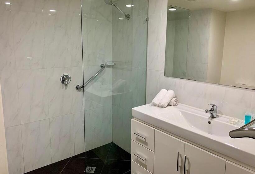 Трехместный Номер Superior, Outrigger Burleigh