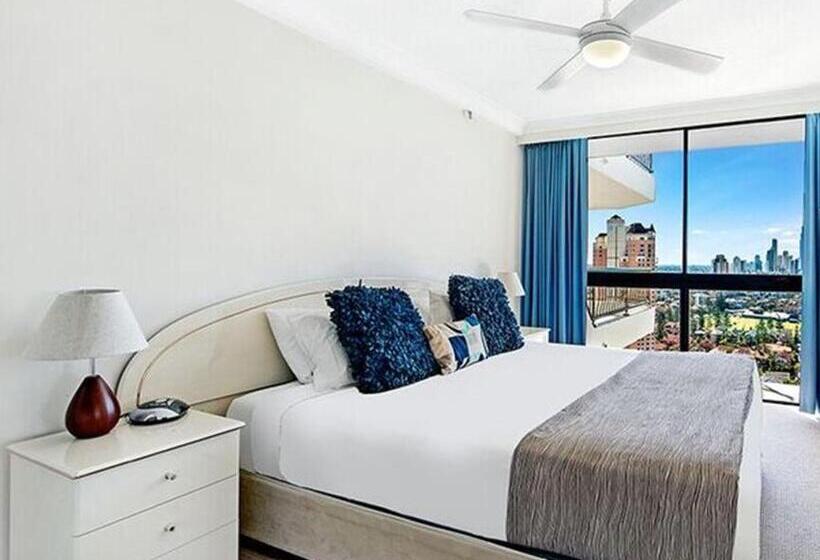 Superior 2-bedroom flat with sea view, Ultiqa Beach Haven On Broadbeach