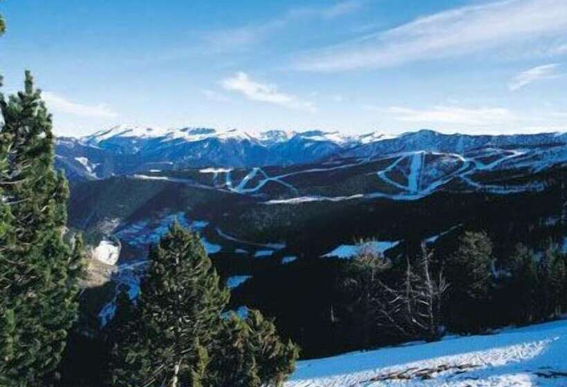 اتاق استاندارد, Arinsal