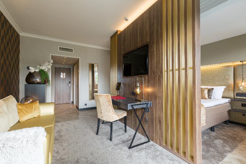 اتاق لوکس, Leonardo Hotel Antwerp The Plaza