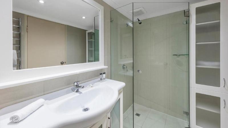 استودیو اجرایی, Oaks Sydney Hyde Park Suites