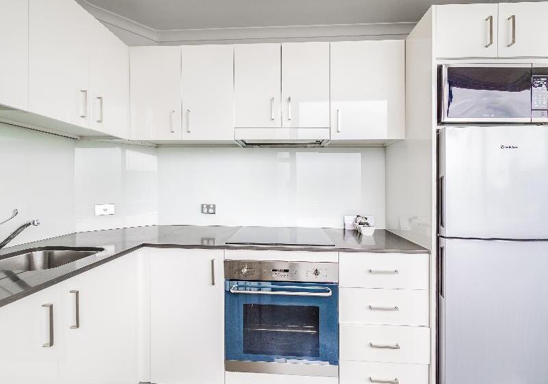 آپارتمان مدیریتی 2 خوابه, Oaks Sydney Hyde Park Suites
