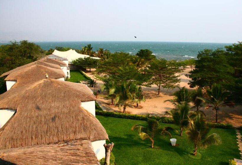سوییت لوکس, Club Du Lac Tanganyika