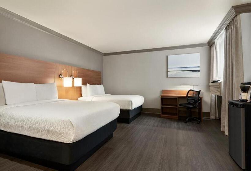 ２ダブルベッドのスタンダードルーム, Days Inn By Wyndham Vancouver Downtown