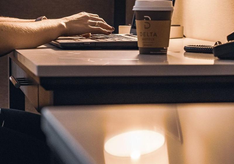 غرفة قياسية سرير كينج, Delta Hotels By Marriott Sherbrooke Conference Centre