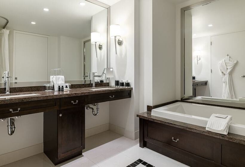 Люкс Повышенной Комфортности, Hôtel Le Bonne Entente