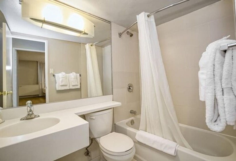 סוויטת 2 חדרי שינה, Town Inn Suites
