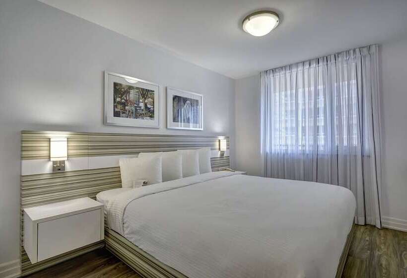 סוויטה, Town Inn Suites