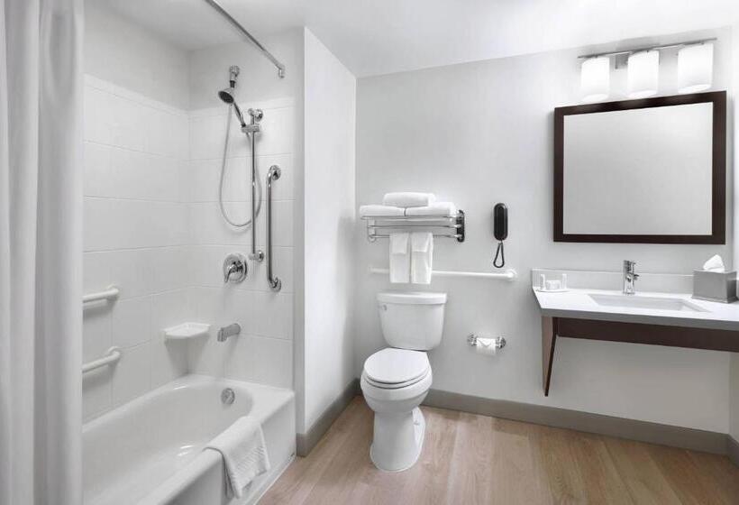 キングサイドベッドのスタンダードワンルーム, Towneplace Suites By Marriott Mississaugaairport Corporate Centre