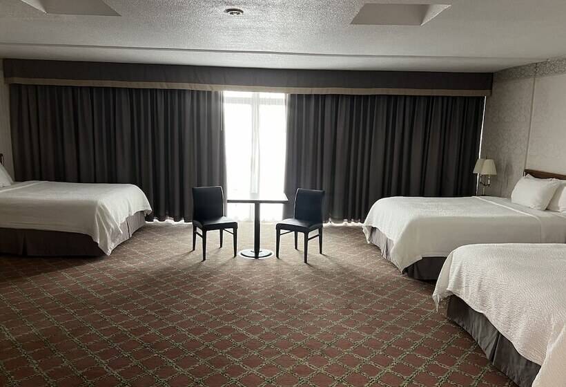 スタンダードスタジオ, Travelodge By Wyndham Niagara Falls Fallsview