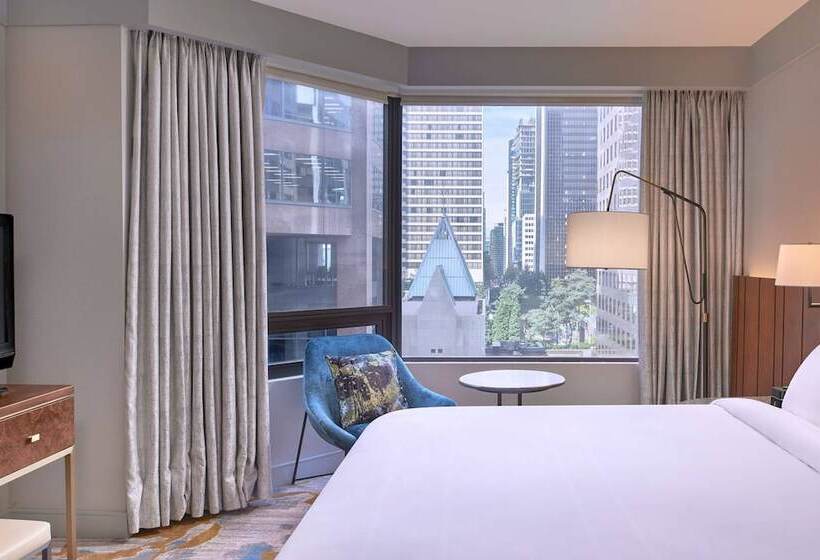 ダブルベッドスタンダードルーム, Metropolitan Hotel Vancouver