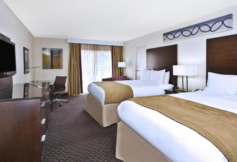 Номер Стандарт, Radisson Hotel Sudbury
