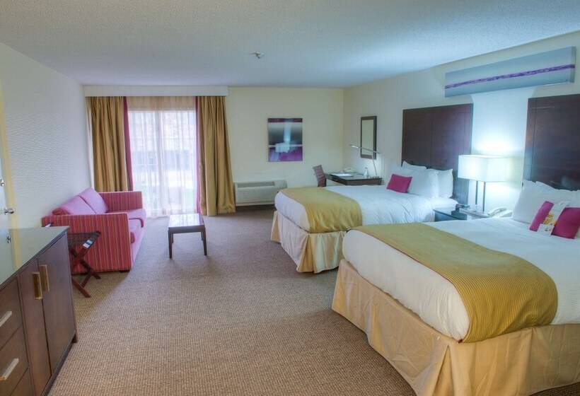 Номер Премиум, Radisson Hotel Sudbury