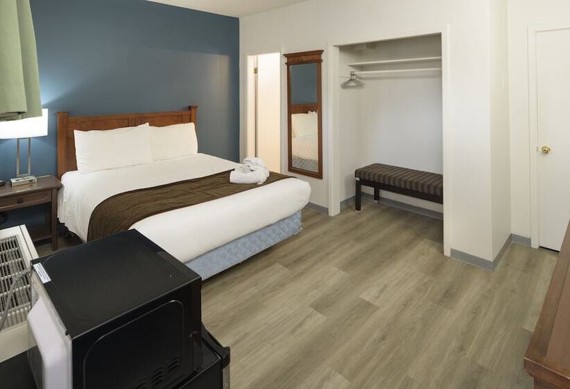 استودیوی استاندارد, Spanish Villa Resort