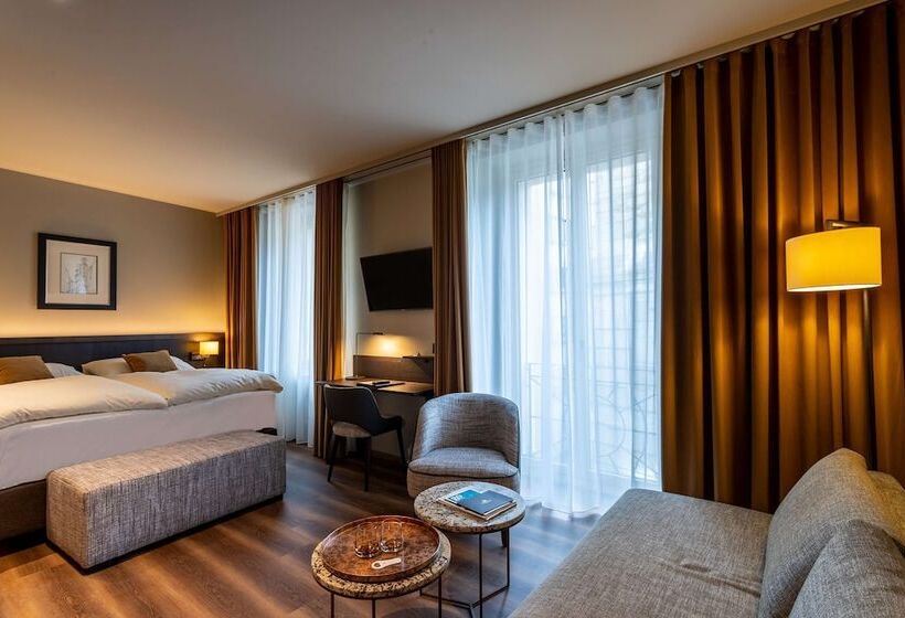 اتاق لوکس, Art Boutique Hotel Monopol