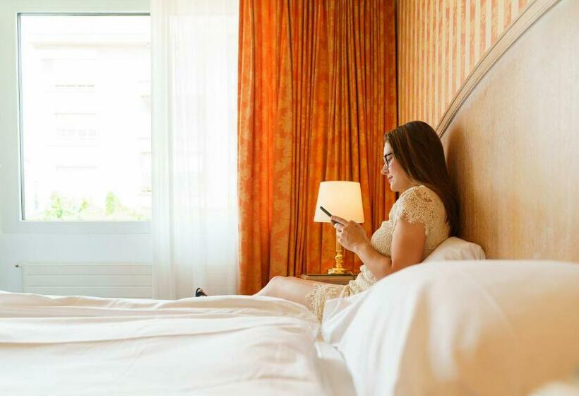 Номер Комфорт, Continental Hotel Lausanne