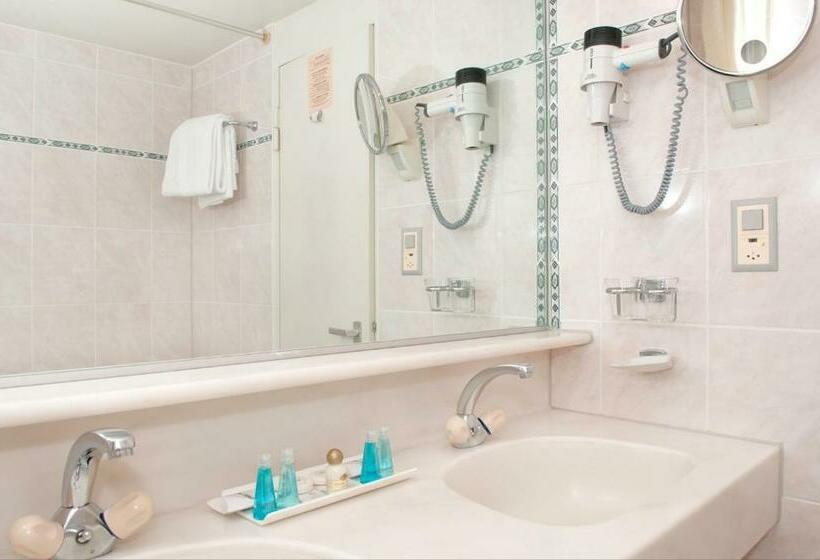 Номер Комфорт, Continental Hotel Lausanne