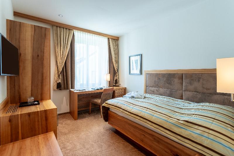 اتاق استاندارد یک نفره, Art Boutique Hotel Monopol