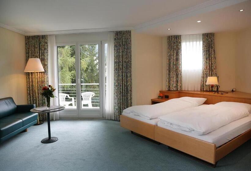 اتاق سوپریور, Derby Davos