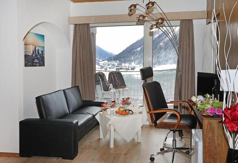سوئیت پرزیدنت, Derby Davos