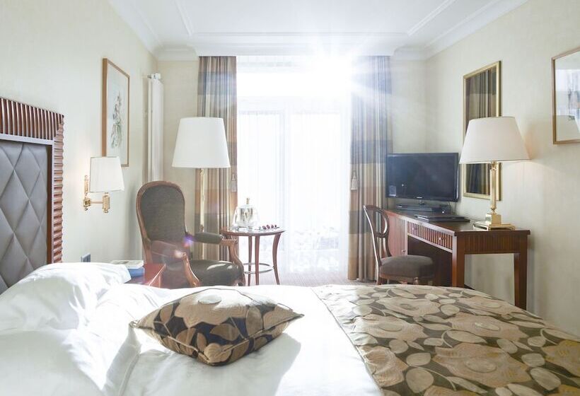 اتاق سوپریور یک تخته, Grand Hotel Kronenhof