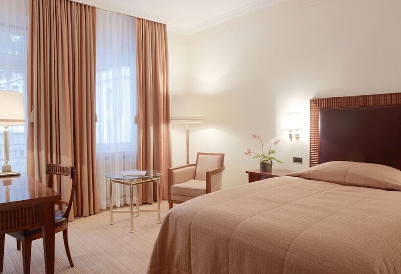 اتاق سوپریور یک تخته, Grand Hotel Kronenhof