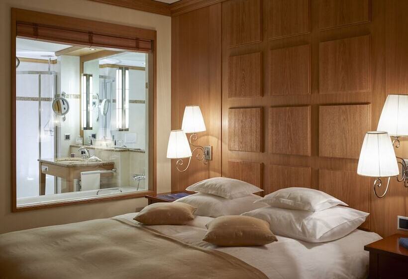 اتاق لوکس یک تخته, Grand Hotel Kronenhof