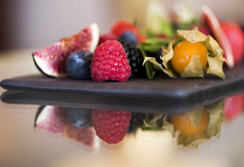 اتاق کلاسیک, Grand Hotel Kronenhof