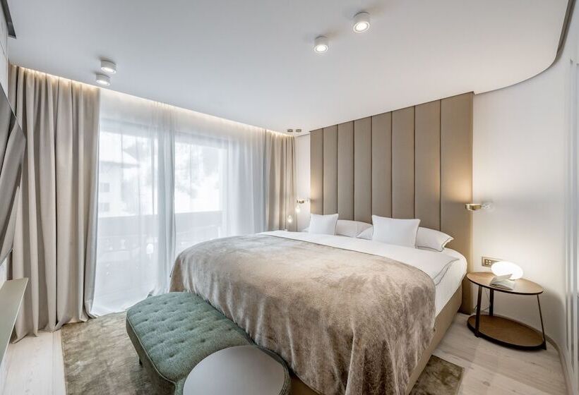 سوییت لوکس, Relais & Châteaux Chasa Montana