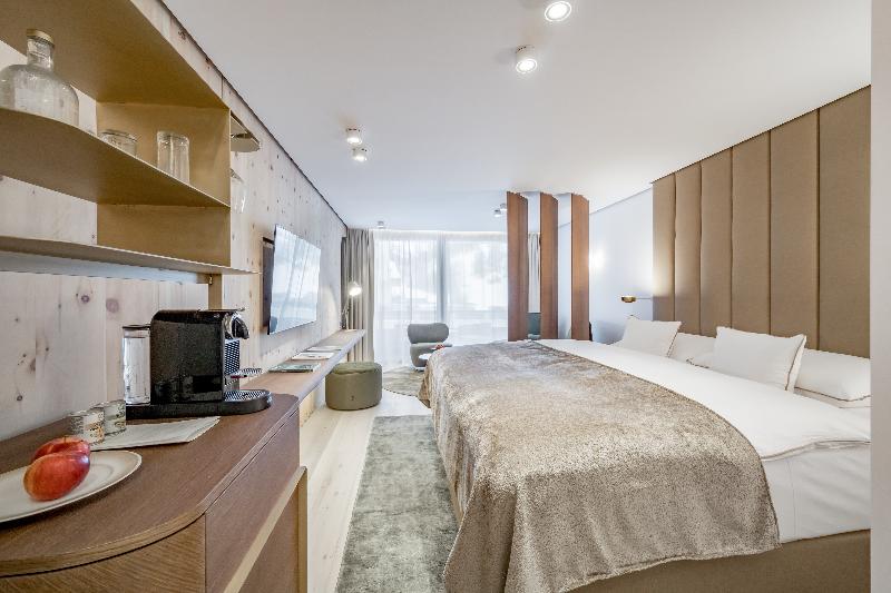اتاق لوکس, Relais & Châteaux Chasa Montana