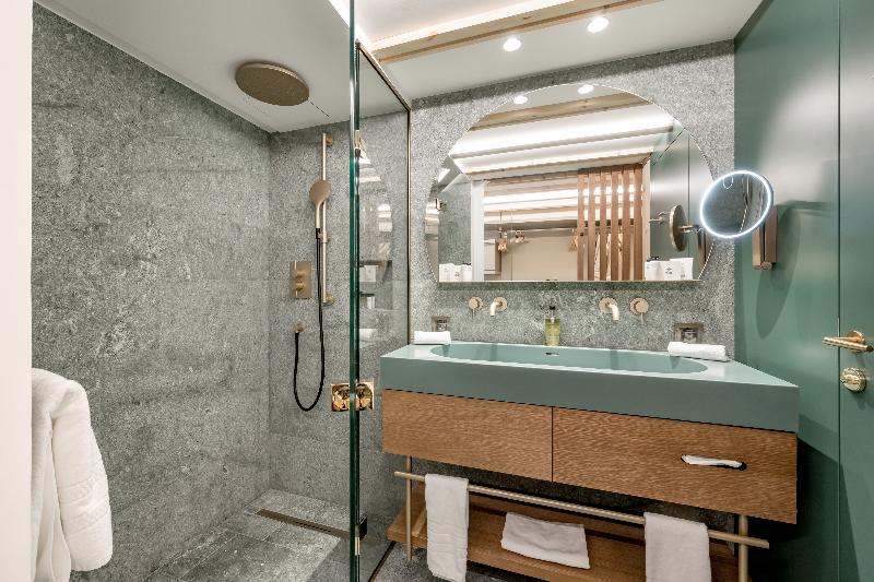 اتاق لوکس, Relais & Châteaux Chasa Montana