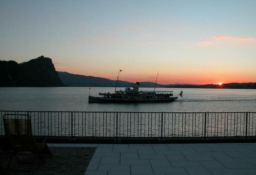 اتاق سوپریور با بالکن, Terrasse Am See