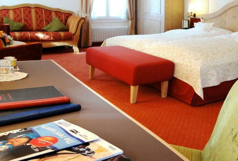 Полулюкс с Видом, Romantik Hotel Schweizerhof