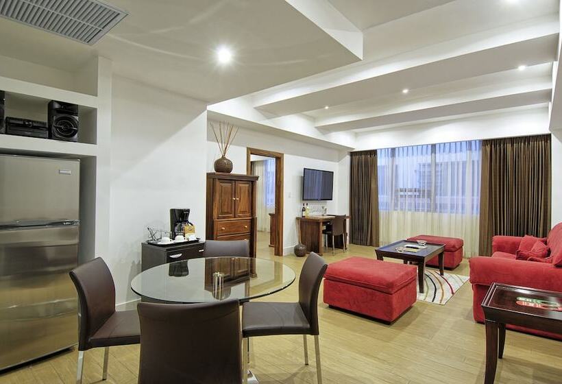 프레지덴셜 스위트, Balmoral Hotel San José Cr, Historic District