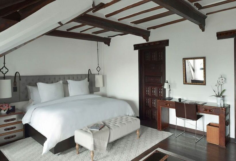 Quarto Deluxe, Four Seasons Hotel Casa Medina Bogota
