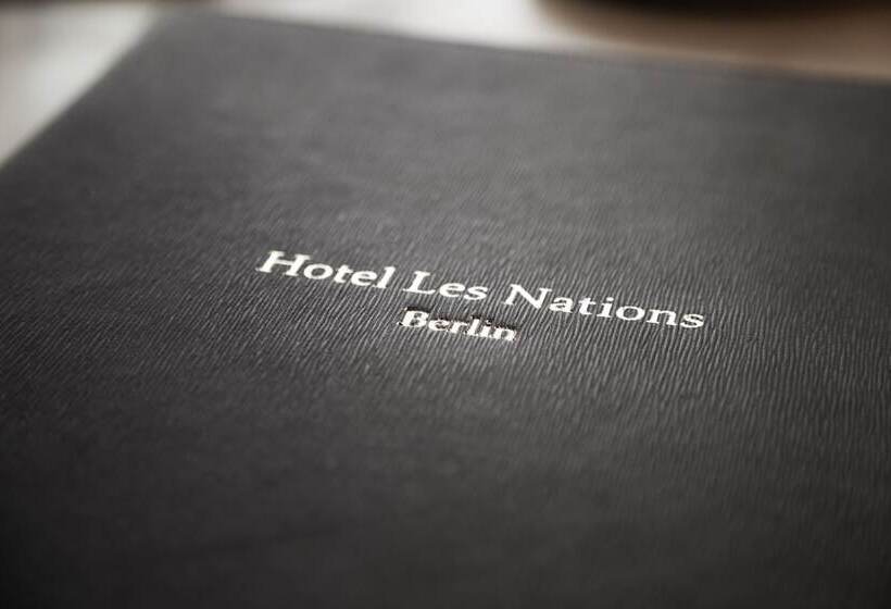 اتاق اکونومی یک تخته, Les Nations