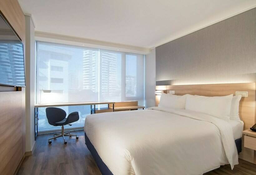 اتاق لوکس با چشم‌انداز شهر, Pullman Vina Del Mar San Martín